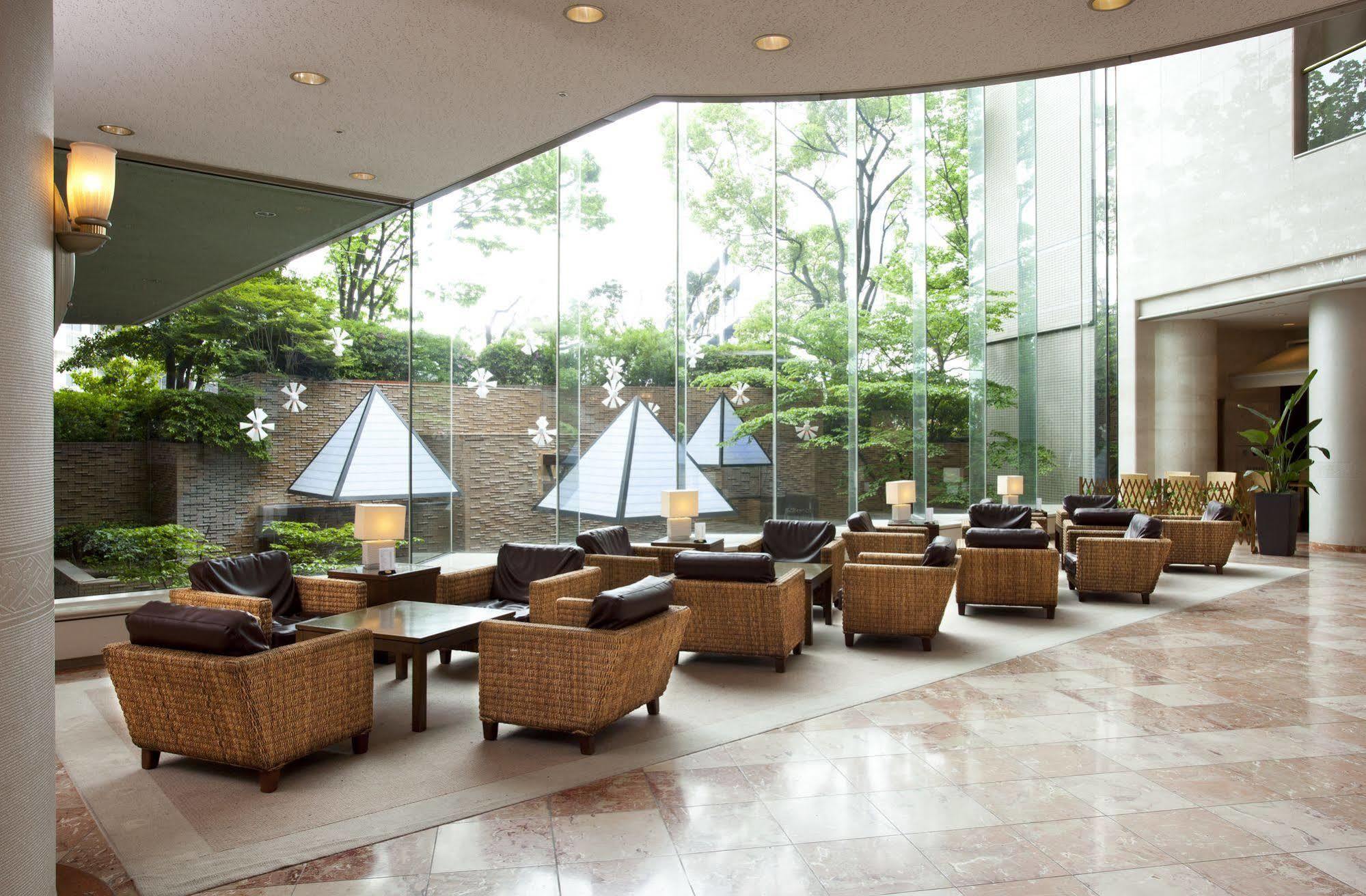 Rembrandt Hotel Ōita Extérieur photo